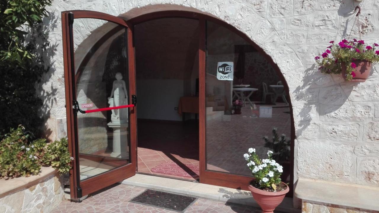 Masseria Le Betulle San Vito dei Normanni Εξωτερικό φωτογραφία